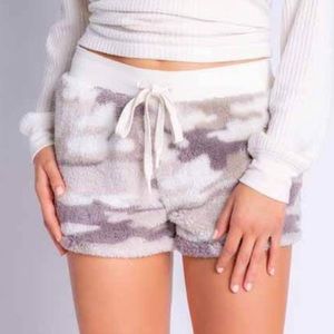 PJ Savage camo shorts. Size medium